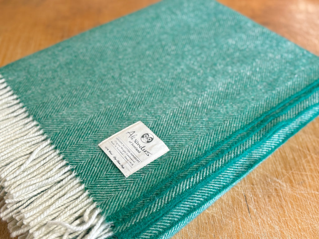 Traditional Weight Lambswool Blanket - Vintage Green Herringbone