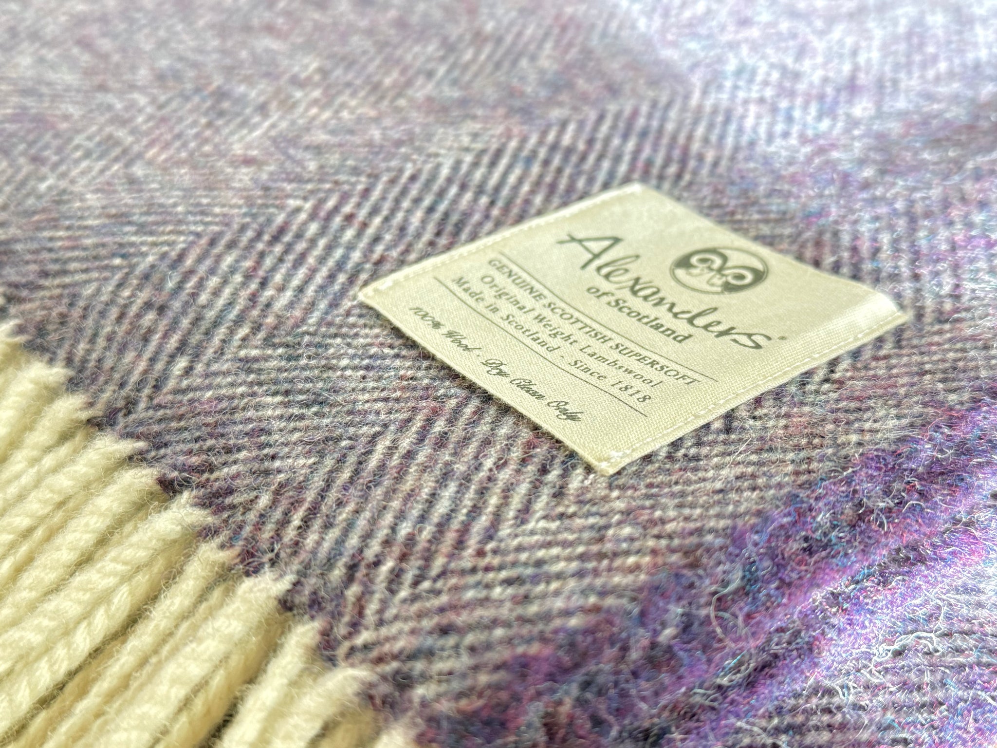 Alexanders of Scotland wool fabrics, blankets and scarves 