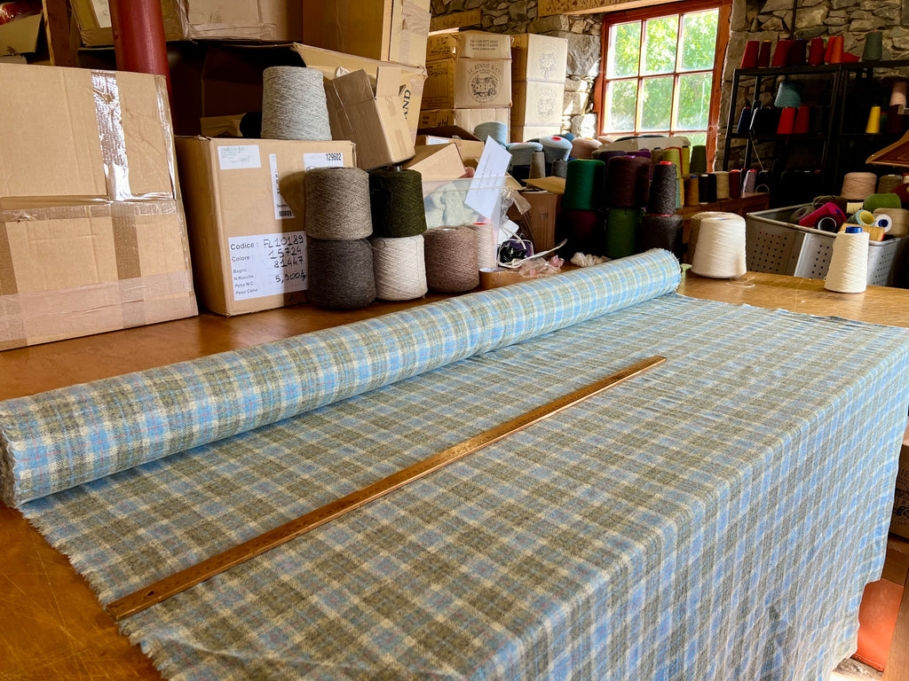 Alexanders of Scotland wool fabrics, blankets and scarves ...
